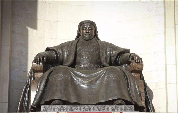 大型成吉思汗雕塑.jpg 大型成吉思汗雕塑.jpg