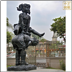 鑄銅關(guān)公 兩個(gè)小孩玩耍銅雕塑